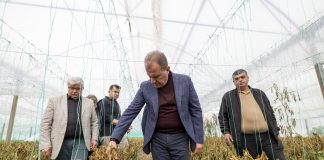 BAŞKAN SEÇER, ZİRAİ DON OLAYINDAN ETKİLENEN ÇİFTÇİLERLE BİR ARAYA GELDİ