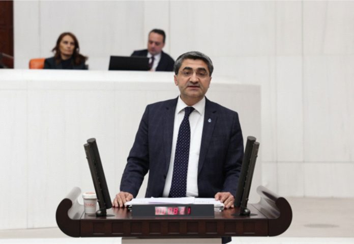 MEHMET EMİN EKMEN, ATATÜRK'ÜN MERSİN'E GELİŞİNİN 102. YILDÖNÜMÜNÜ ANDI