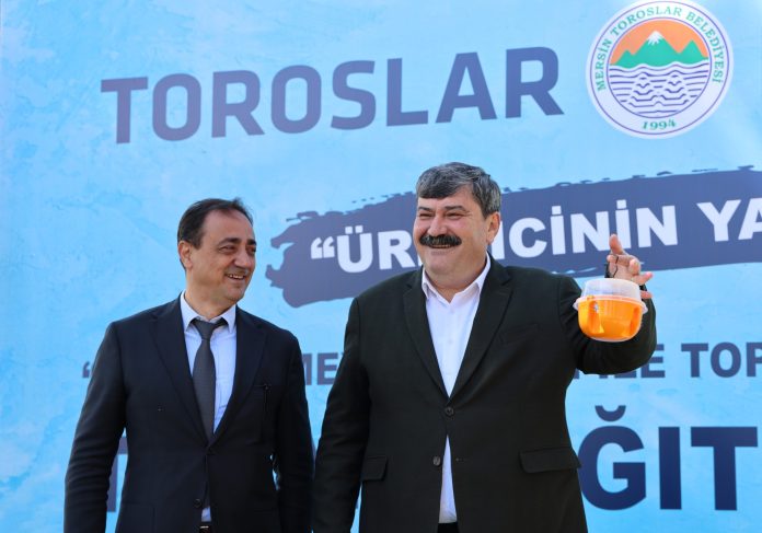 TOROSLAR BELEDİYESİNDEN ÇİFTÇİYE DESTEK