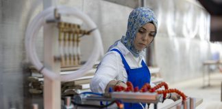 BÜYÜKŞEHİR’İN “MERSİNLİ KADIN USTALAR” PROJESİ İLE KADINLAR İSTİHDAMA KATILIYOR