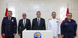 VALİ ATİLLA TOROS, İLİMİZDE YÜRÜTÜLMEKTE OLAN GÜVENLİK VE ASAYİŞ HİZMETLERİNE İLİŞKİN AÇIKLAMALARDA BULUNDU