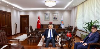 VALİ ATİLLA TOROS, İL EMNİYET MÜDÜRLÜĞÜNE ATANAN İDRİS YILMAZ İLE GÖRÜŞTÜ
