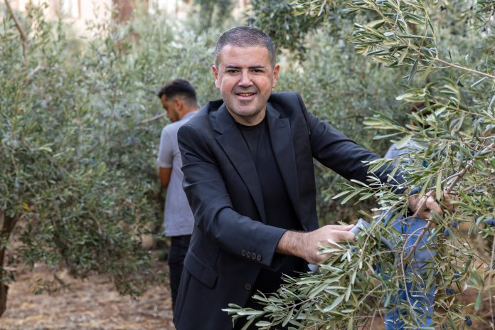 -BİR DAL ZEYTİN, BİN UMUT, MEZİTLİ’DEN GELECEĞE DOKUNAN PROJE