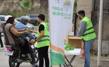 TOROSLAR BELEDİYESİNDEN REGAİP KANDİLİ’NDE GÖNÜLLERE DOKUNAN İKRAM