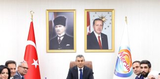 VALİ ATİLLA TOROS, SURİYELİ SİVİL TOPLUM KURULUŞLARI VE KANAAT ÖNDERLERİYLE TOPLANTI GERÇEKLEŞTİRDİ