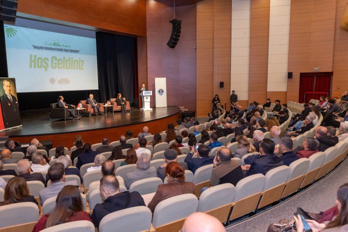 YENİŞEHİR BELEDİYESİNİN ONUR KONUĞU, PROF. DR. RUŞEN KELEŞ OLDU
