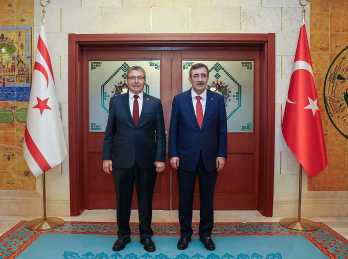 BAŞBAKAN ÜNAL ÜSTEL, ANKARA’DA TÜRKİYE CUMHURİYETİ CUMHURBAŞKANI YARDIMCISI CEVDET YILMAZ İLE BİR ARAYA GELDİ