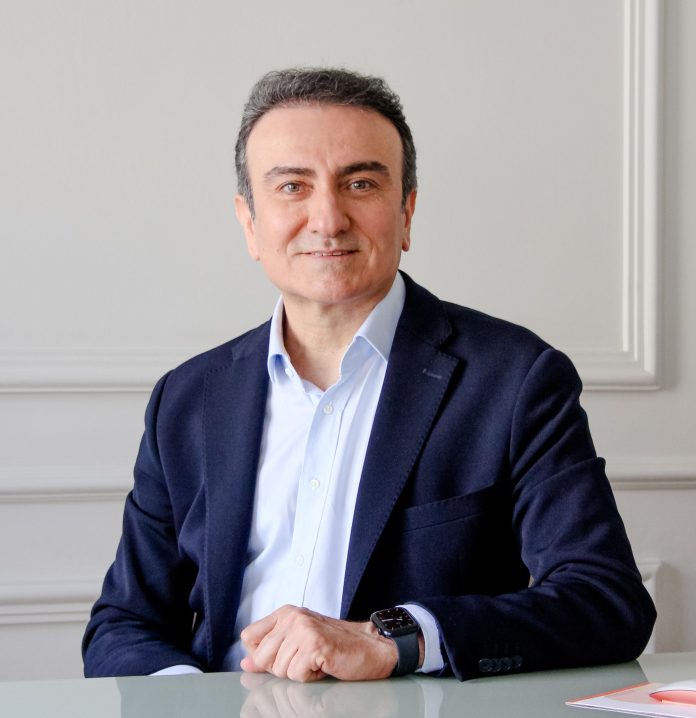 HER İKİ KİŞİDEN BİRİNİN KARACİĞERİ YAĞLI