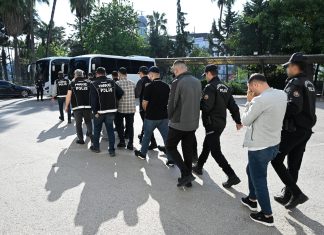 EŞ ZAMANLI NARKOTİK OPERASYONU:13 ŞÜPHELİ YAKALANDI