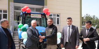 GÜLNAR’DA ORKÖY DESTEKLERİ BAŞLADI: TRAKTÖR KREDİSİ TESLİM EDİLDİ