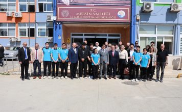 İL MİLLÎ EĞİTİM MÜDÜRÜ MUHAMMED ÖZDEMİRCİ, DERECEYE GİREN ÖĞRENCİLERLE BULUŞTU