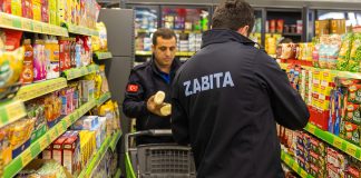 MEZİTLİ BELEDİYESİ’NDEN GIDA GÜVENLİĞİ DENETİMİ: SAĞLIĞI TEHDİT EDEN ÜRÜNLERE GEÇİT YOK