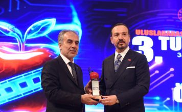 3. ULUSLARARASI TURAN FİLM FESTİVALİ, EGE ÜNİVERSİTESİ EV SAHİPLİĞİNDE DÜZENLENEN ÖDÜL TÖRENİYLE SONA ERDİ