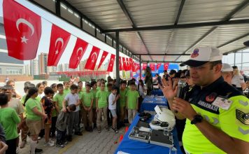 JANDARMADAN ÖĞRENCİLERE TANITIM FAALİYETİ