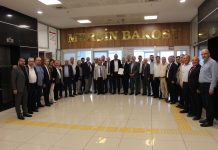 Veysel Sarı, mazbatasını teslim aldı