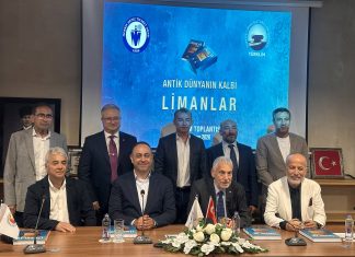 “Antik Dünyanın Kalbi: Limanlar” okurla buluştu