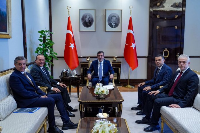 Ataoğlu, Cevdet Yılmaz ile bir araya geldi