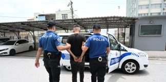KIRMIZI BÜLTENLE ARANAN ŞAHIS HAVALİMANINDA YAKALANDI