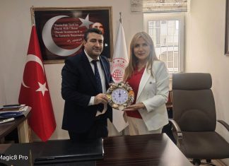 Konsolos Ülkü Alemdar, Taşucu Liman Müdürü Orhan Nas’ı ve Ceyport Taşucu Müdürü Rahman Çoban’ı ziyaret etti
