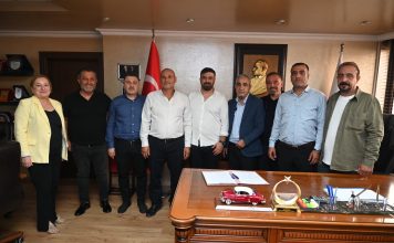 “Mersin esnafını geleceğin şartlarına hazırlıyoruz”